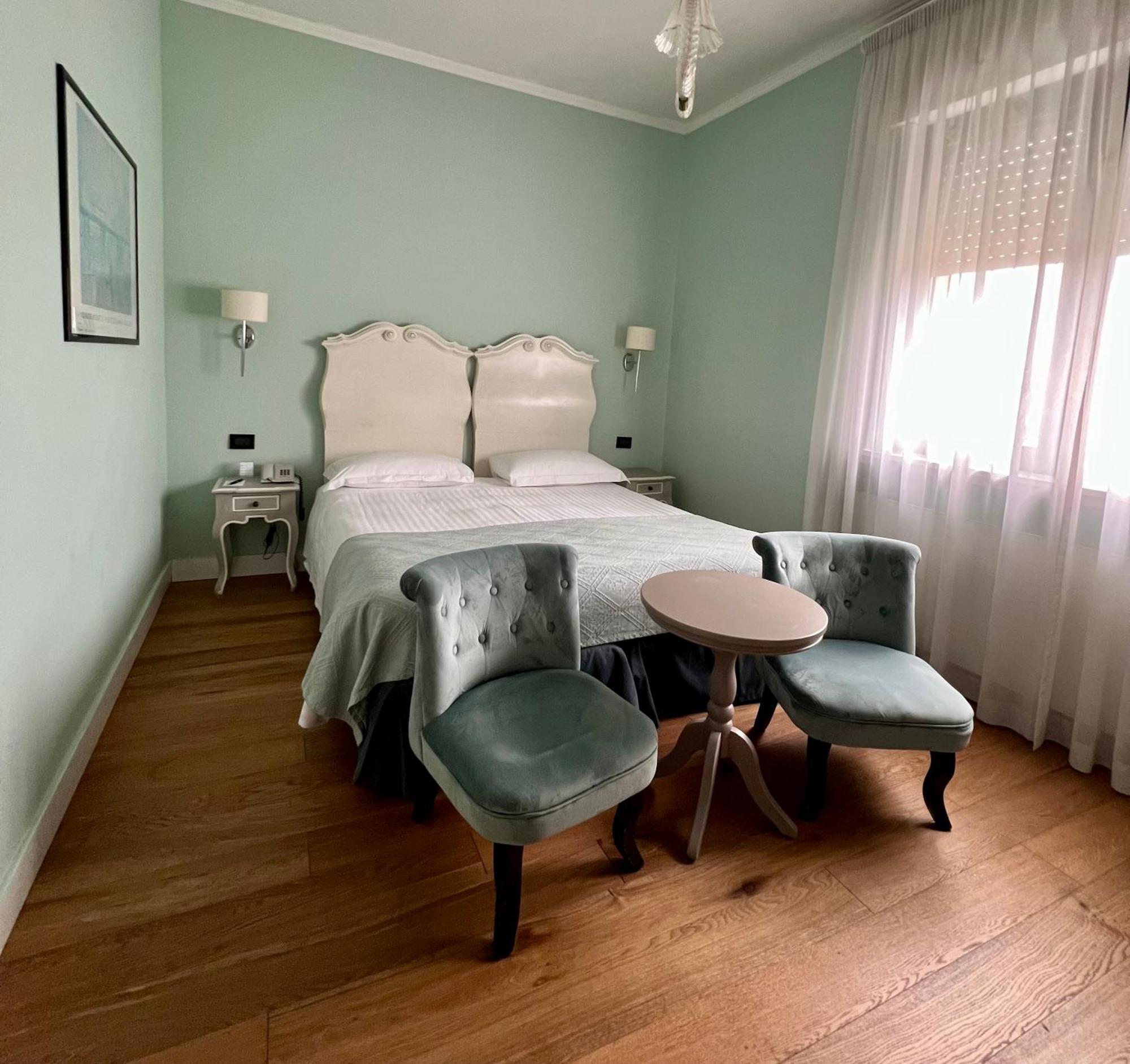 Hotel Fenix Róma Kültér fotó